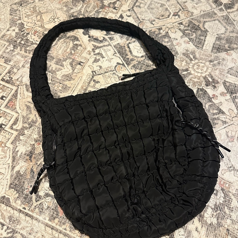 Elegant Black Quilted Women's Bag